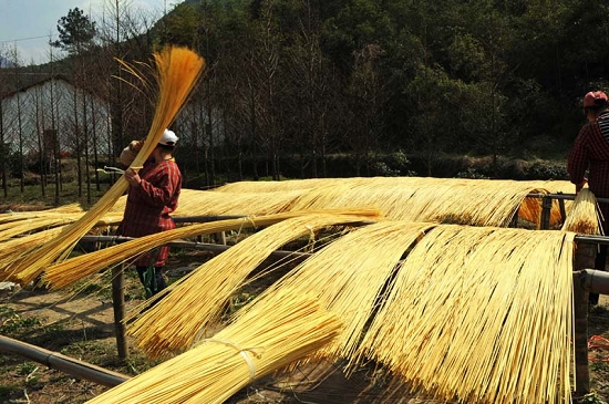 竹窗帘、竹地板到竹家具的全竹家居产业格局8.jpg